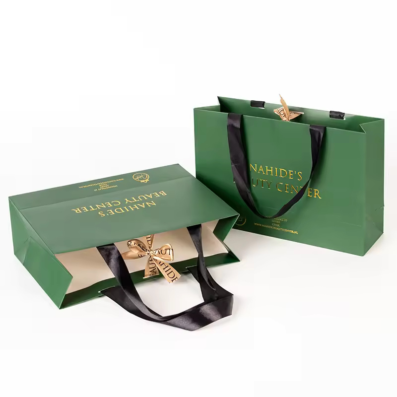 Luxury Boutique Hot Stamping Paper Gift Bag With Ribbon Handle